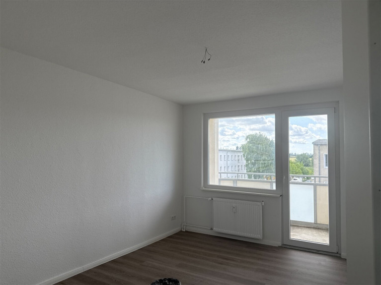 Renovierte  2-Zimmer-Wohnung mit Balkon in ruhiger Lage in Samtens