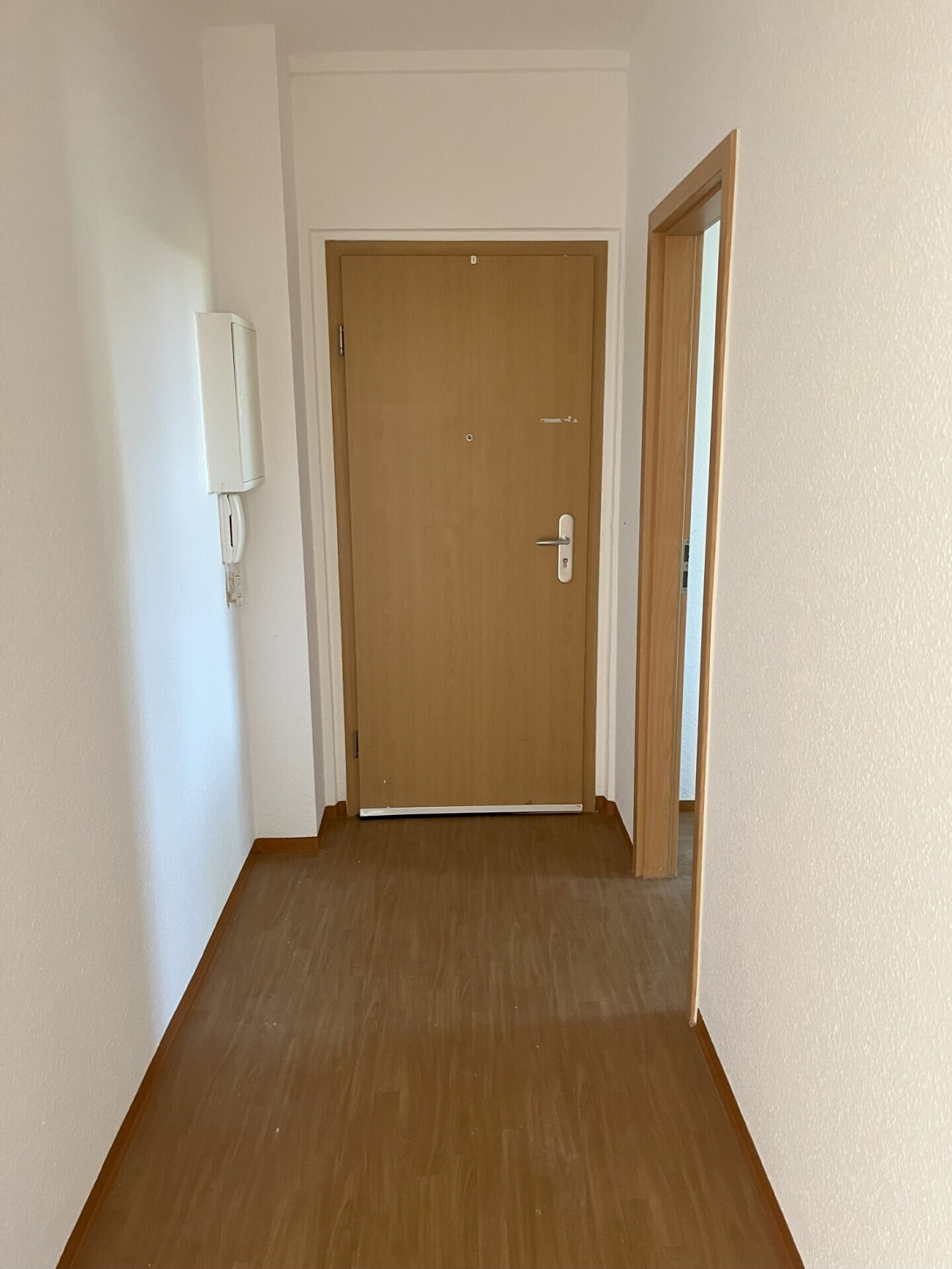 20251002_124424382_iOS